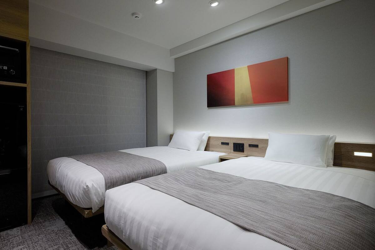 In-room safe, iron/ironing board, free WiFi, bed sheets