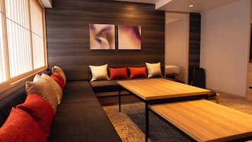 Suite Premium, 1 habitación, para no fumadores (Premium Suite, 7) | 1 habitación y caja de seguridad en la habitación