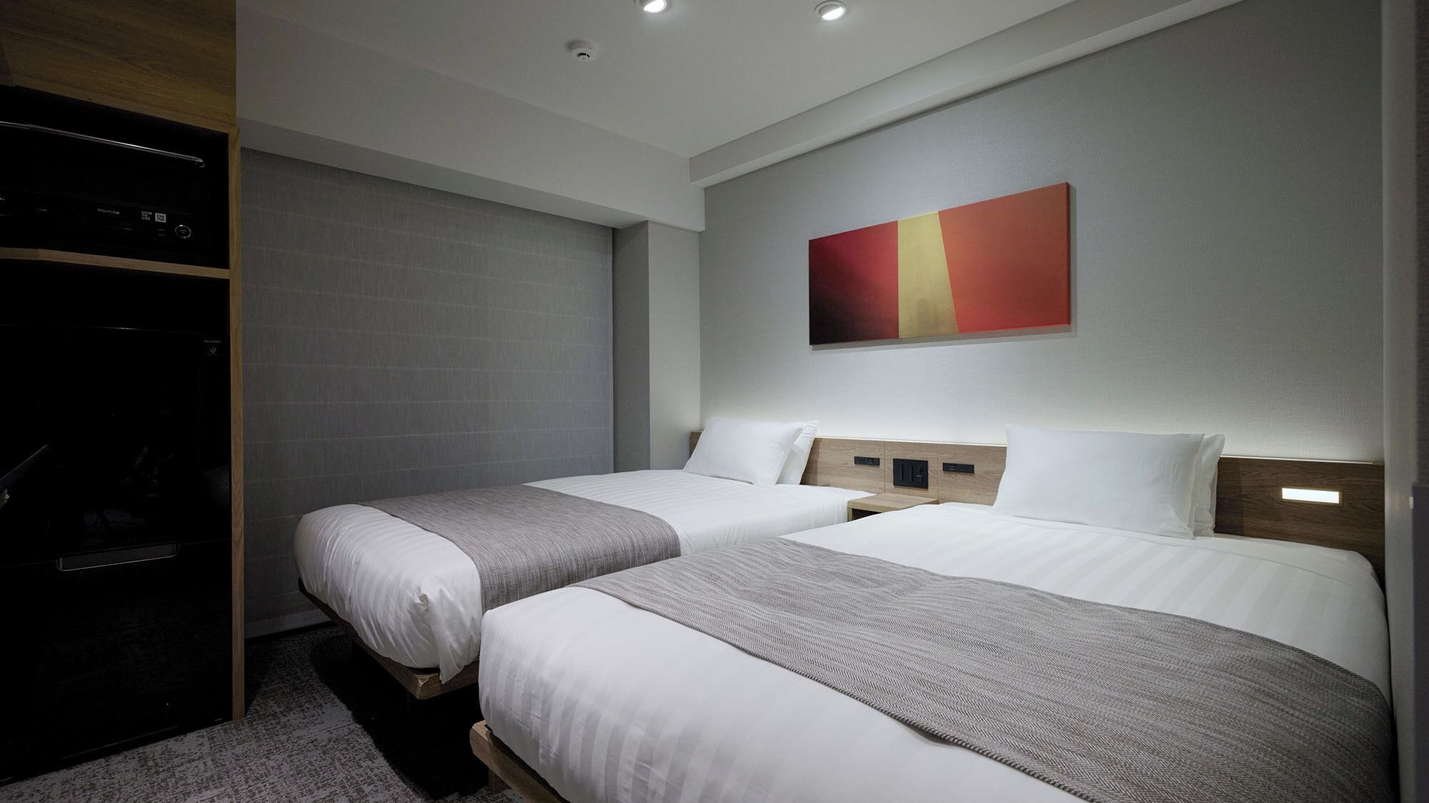 In-room safe, iron/ironing board, free WiFi, bed sheets
