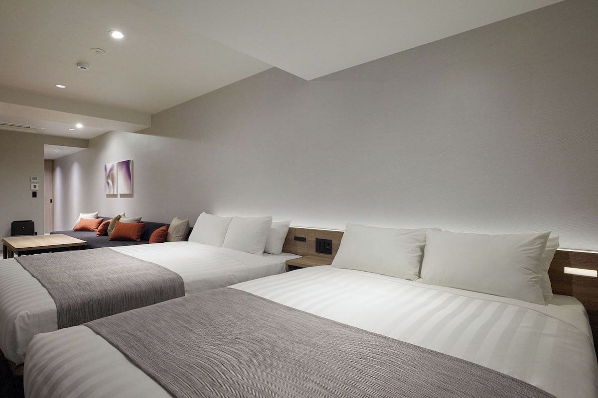 In-room safe, iron/ironing board, free WiFi, bed sheets
