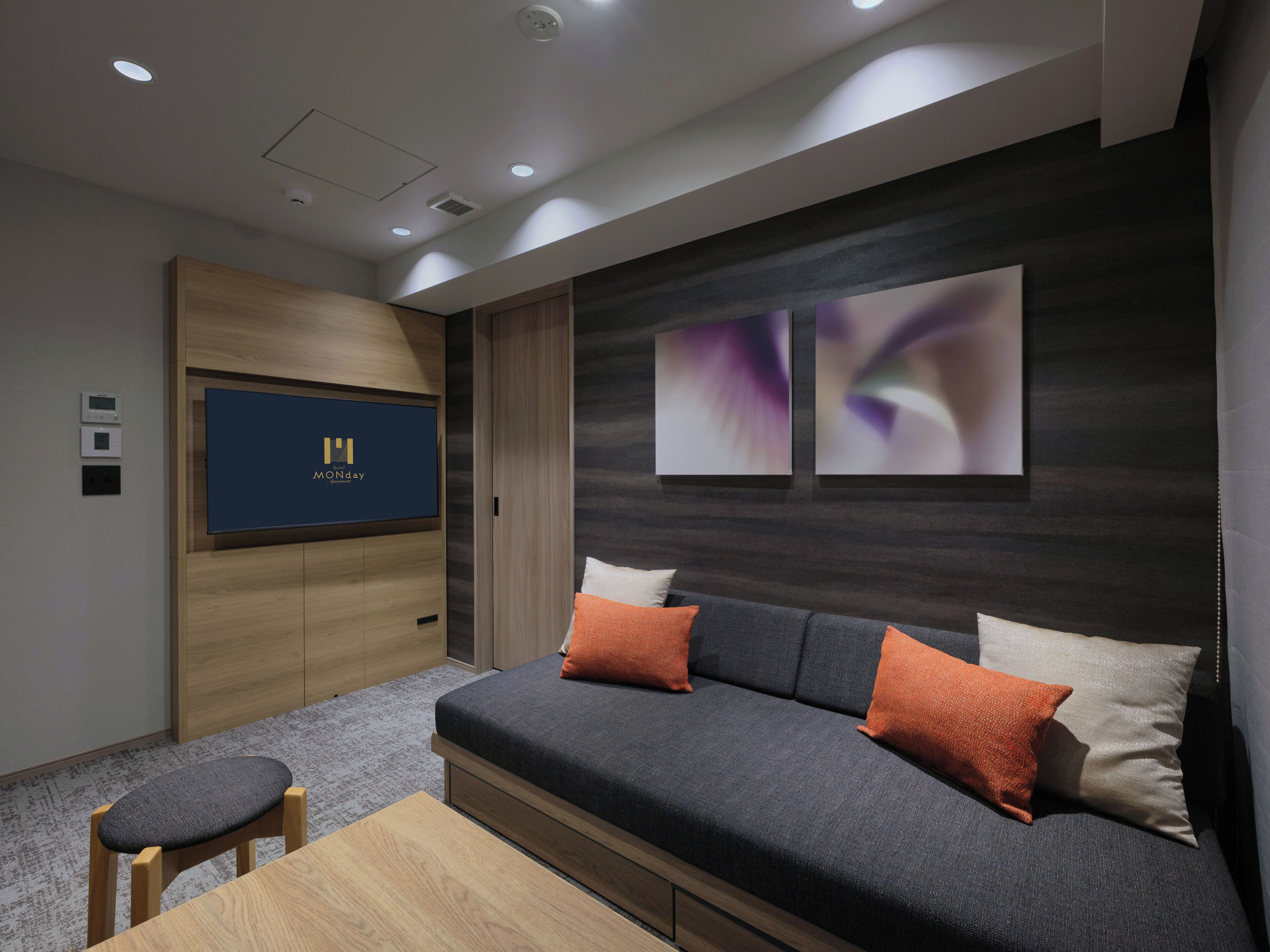 1Bedroom Suite Room 5, Non Smoking | In-room safe, iron/ironing board, free WiFi, bed sheets