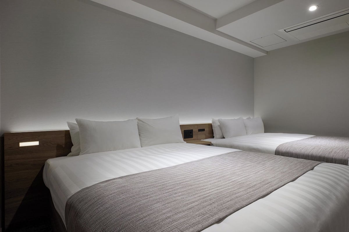 In-room safe, iron/ironing board, free WiFi, bed sheets