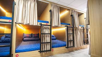 Soundproofing, free WiFi