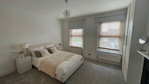 3 bedrooms, WiFi, bed sheets