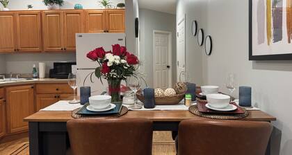 Conveniently located bedroom apartment in charming Baldwin with AC, WiFi