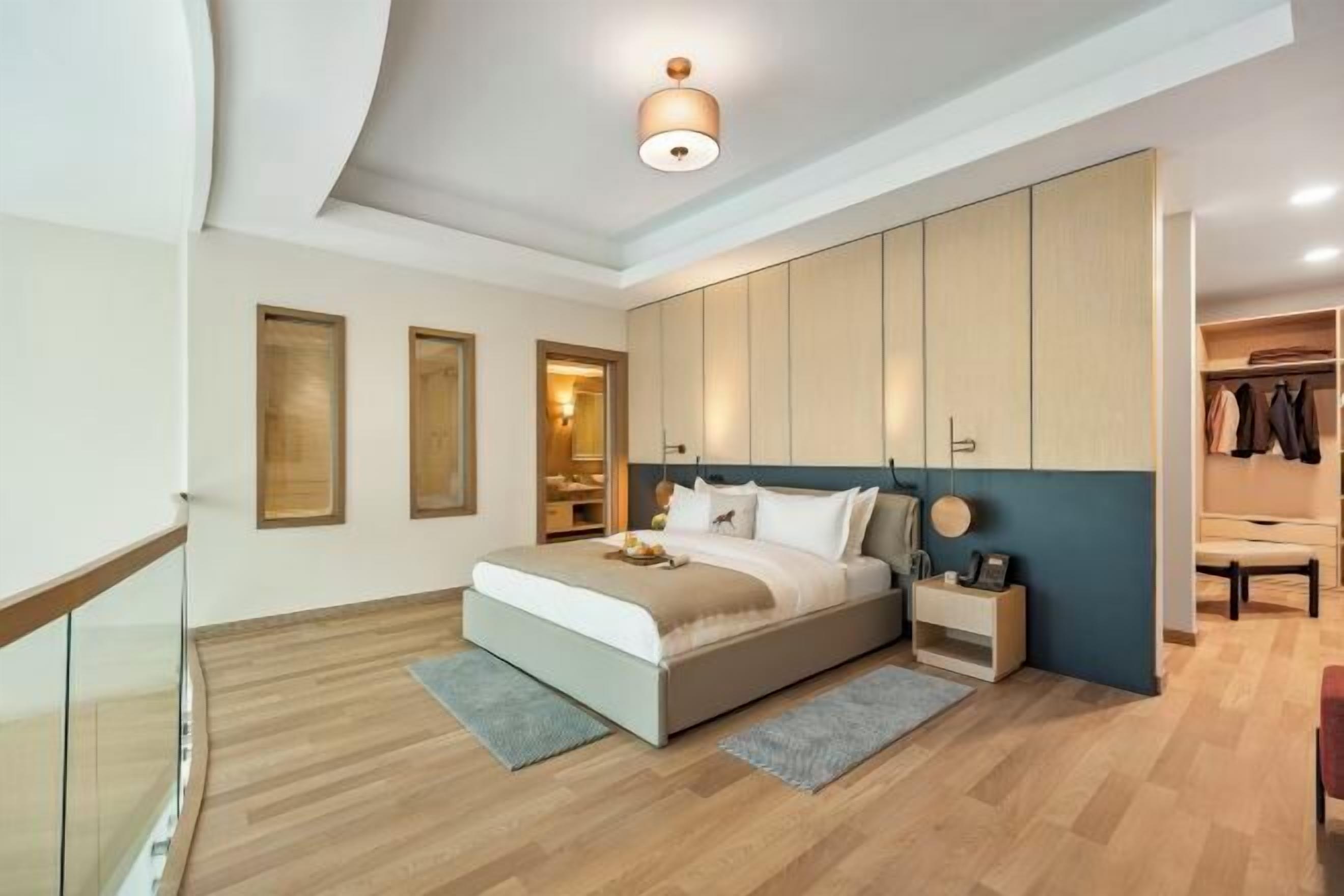 Daunenbettdecken, Zimmersafe, Schreibtisch