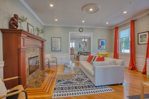 Smart TV, fireplace, video games, books