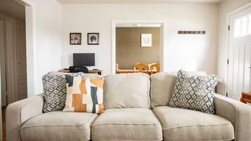 Smart TV, video games, computer monitors