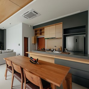 Family Villa, 3 Bedrooms | Room amenity