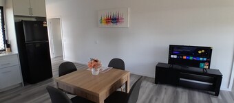 Alawoona Retreat – Home in Redbank Plains Queensland, 3 bedrooms and 3 bathrooms