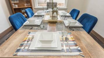 تناول الطعام