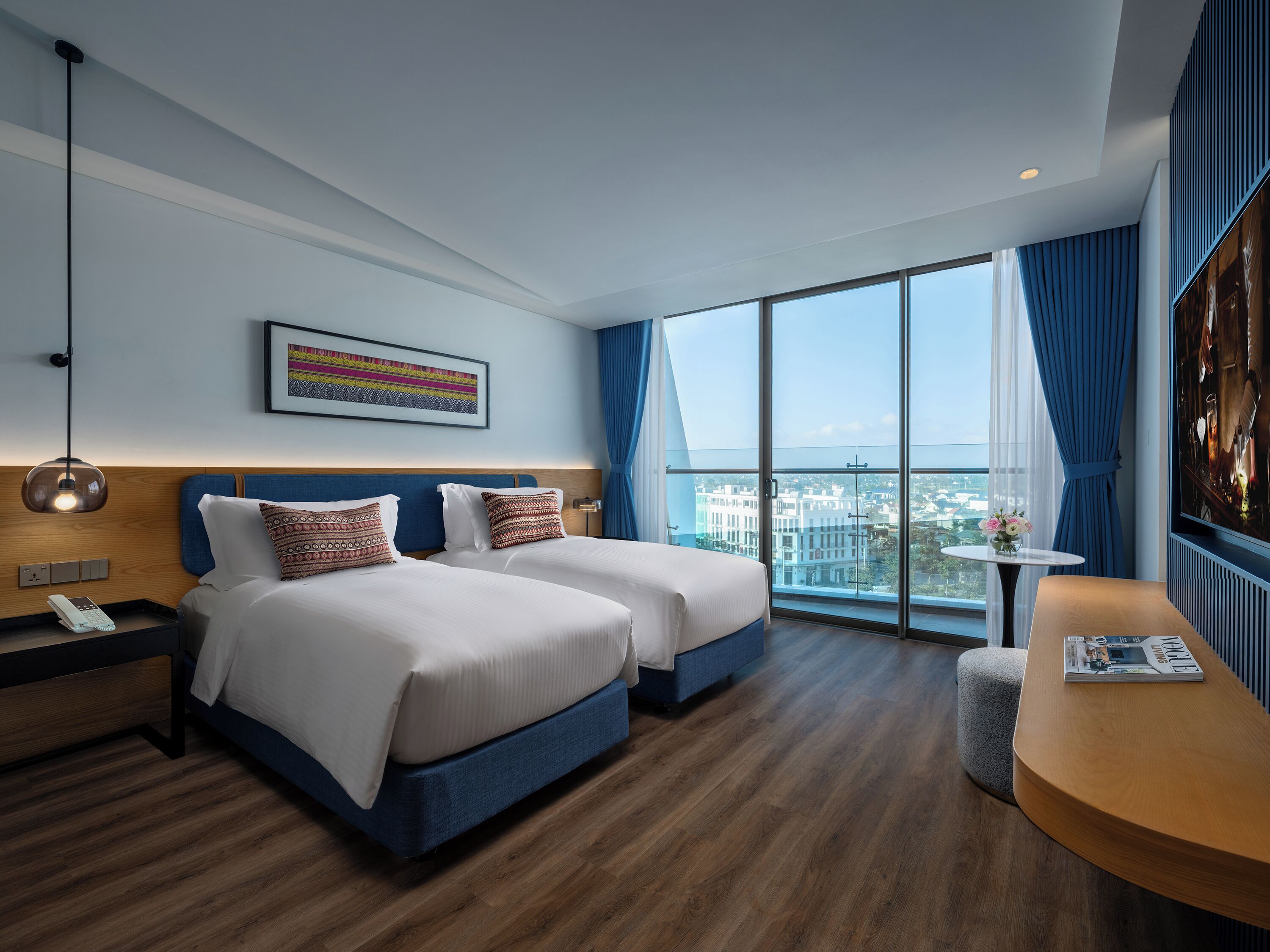 Grand Room, City View (Deluxe) | Desk, blackout curtains, soundproofing, free WiFi