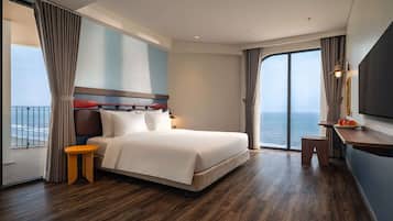 Suíte família, vista para o mar | Escrivaninha, cortinas blackout, quartos à prova de som