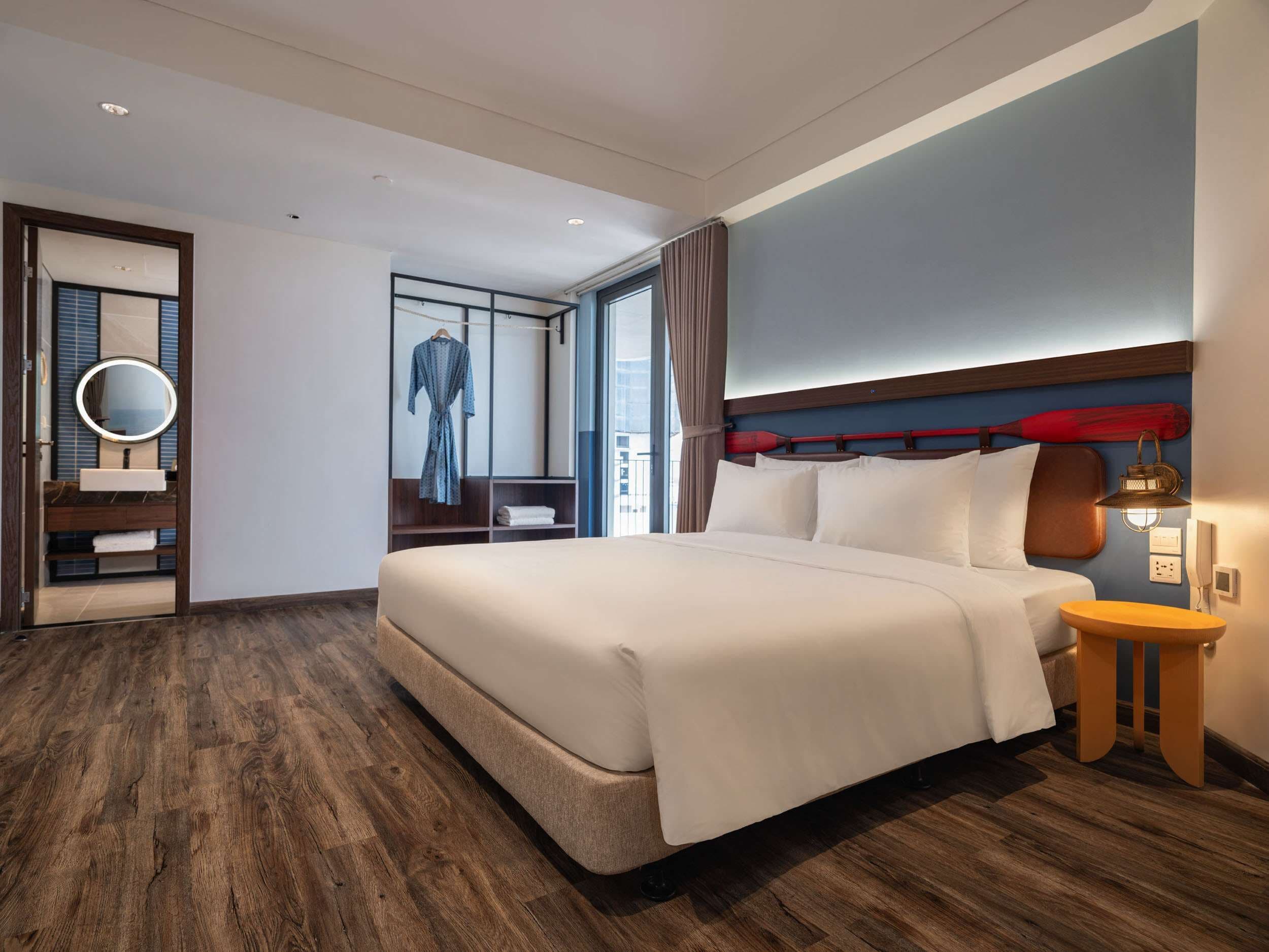 Family Suite, Sea View | Desk, blackout drapes, soundproofing, free WiFi