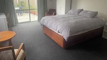 1 dormitorio, escritorio, wifi y ropa de cama