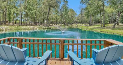 Secluded Luxury Wagon | Pond • King Bed • Patio