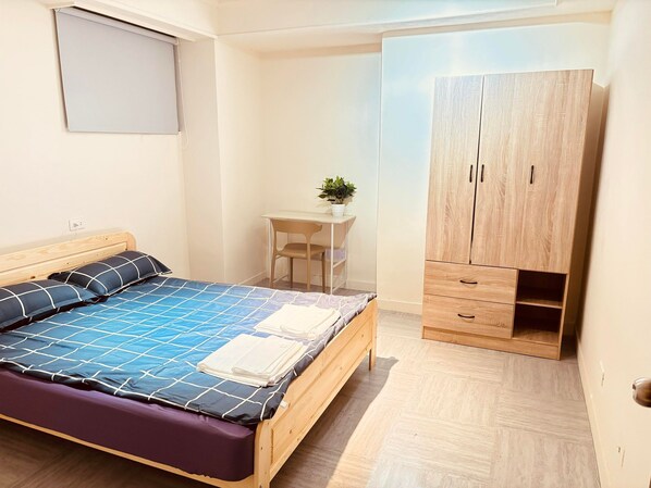 Classic Apartment | 4 bedrooms, blackout curtains, iron/ironing board, free WiFi - Yourcity Warm Nest - Taipei 101 and Big Dome Large Space & Sleeps 8 people (Taipei)