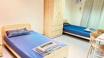 Classic Apartment | 4 bedrooms, blackout curtains, iron/ironing board, free WiFi