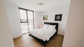 1 Schlafzimmer, Reisekinderbett, kostenloses WLAN, Bettwäsche