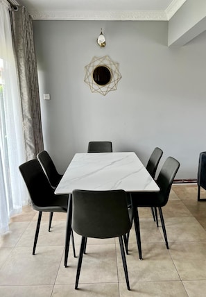 Dining - Modern Rental Apartment Located in Ibex Hill. (Lusaka)