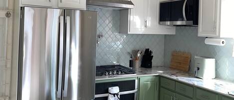 Microwave, oven, stovetop