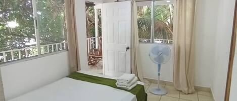 Dobbeltrom – basic, balkong | Wi-fi (inkludert)