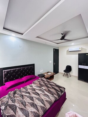 Deluxe Double Room, City View