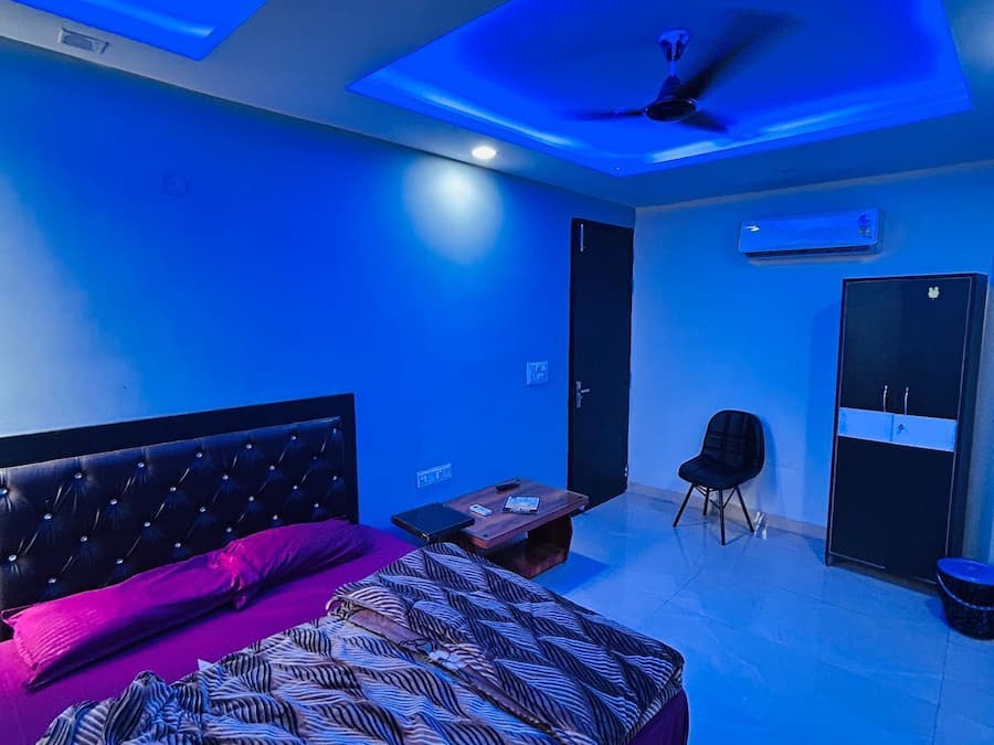 Deluxe Double Room, City View | Desk, laptop workspace, soundproofing, free WiFi