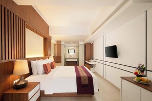 シグネチャー ルーム | ミニバー、セーフティボックス (室内)、デスク、可動式ベッド