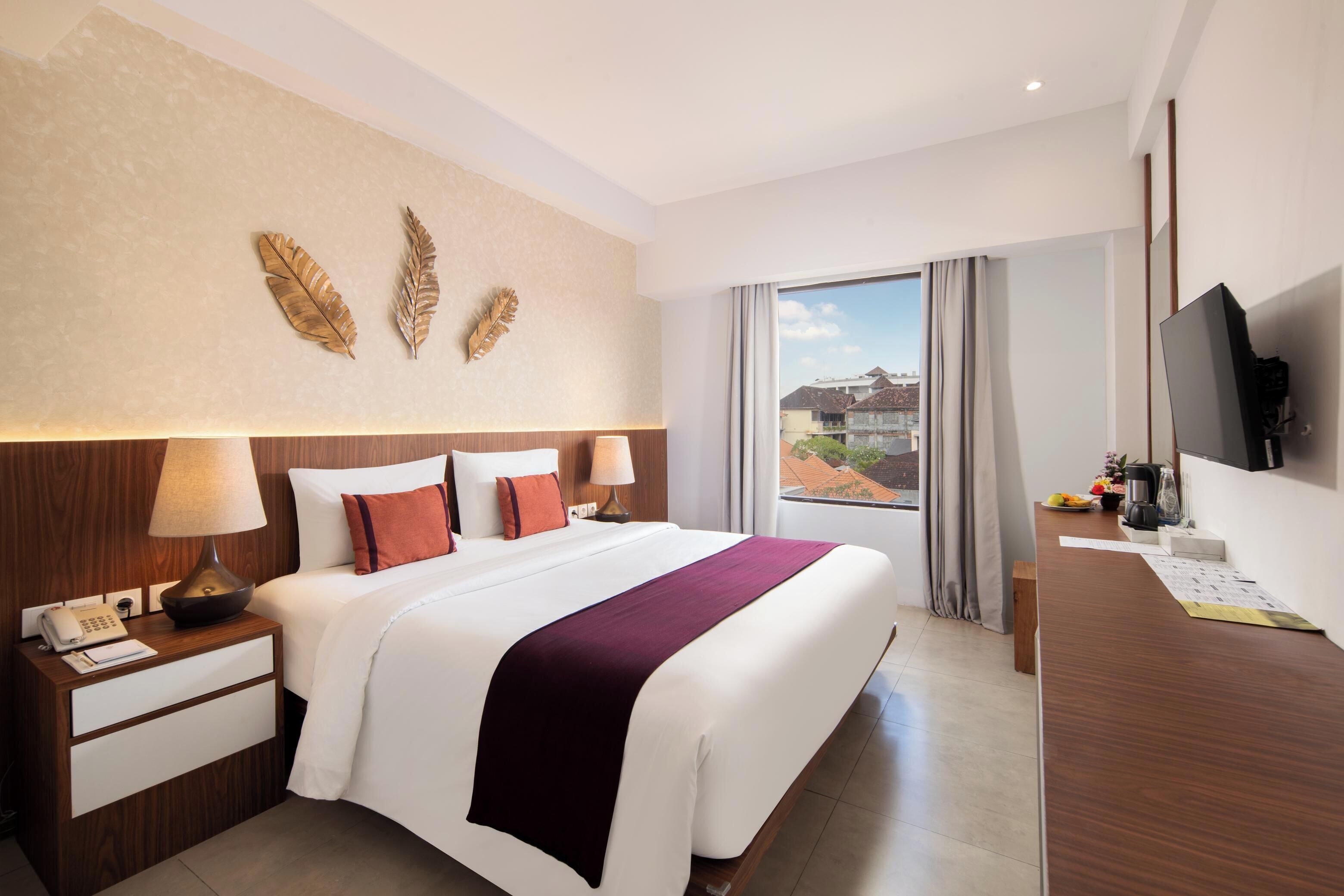Classic Double Room - No Balcony | Minibar, in-room safe, desk, rollaway beds