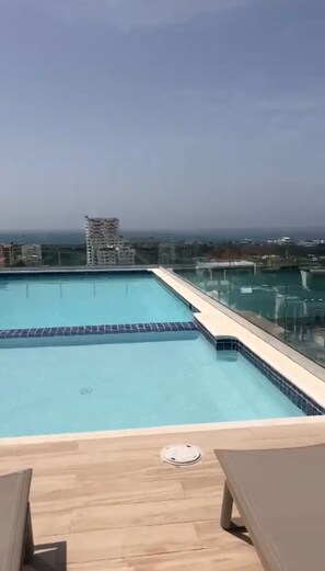 Pool - Charming 2-bedroom apartment in fabulous Santo Domingo with WiFi, fitness room. (Santo Domingo)