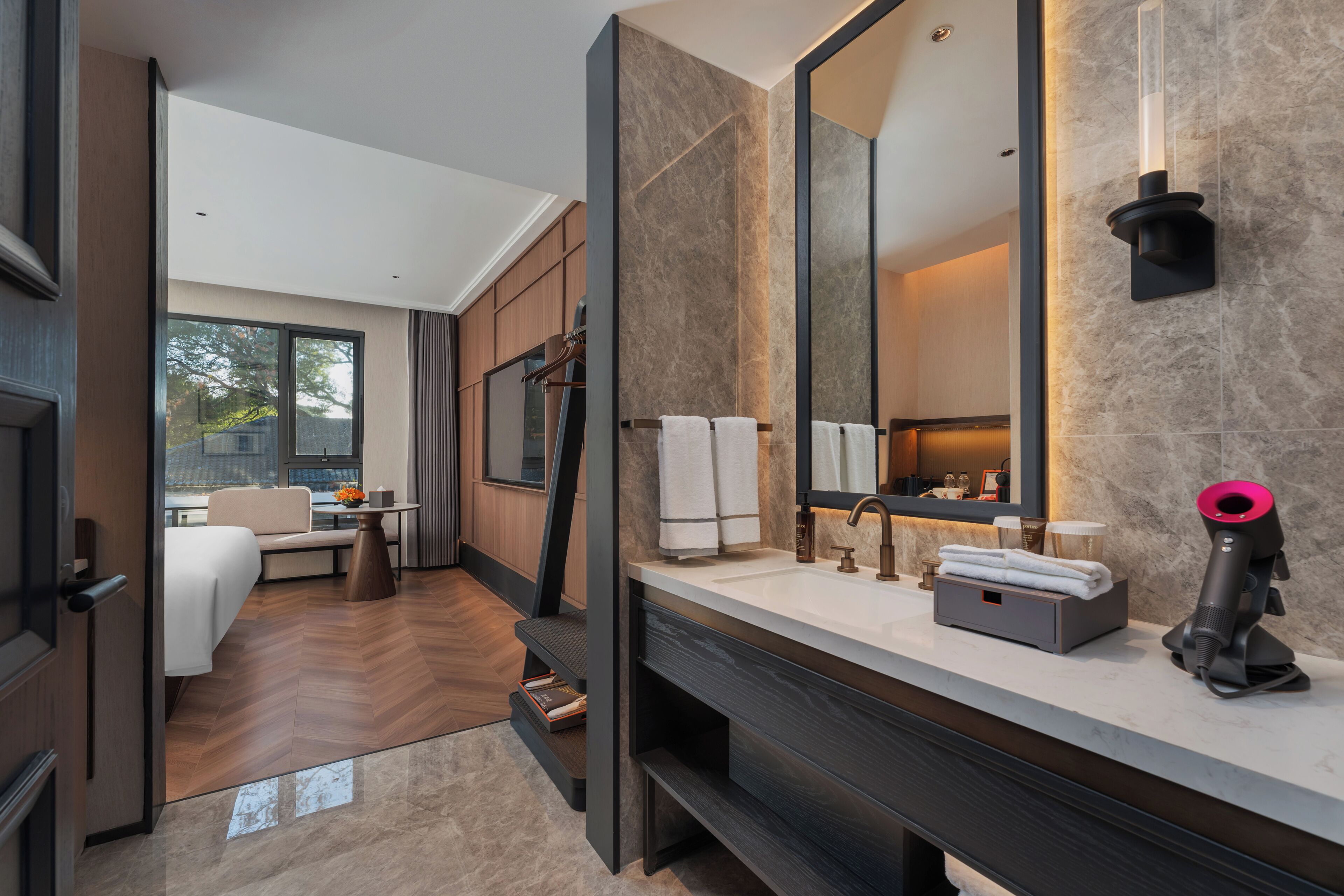 Superior Double Room | Down comforters, free WiFi