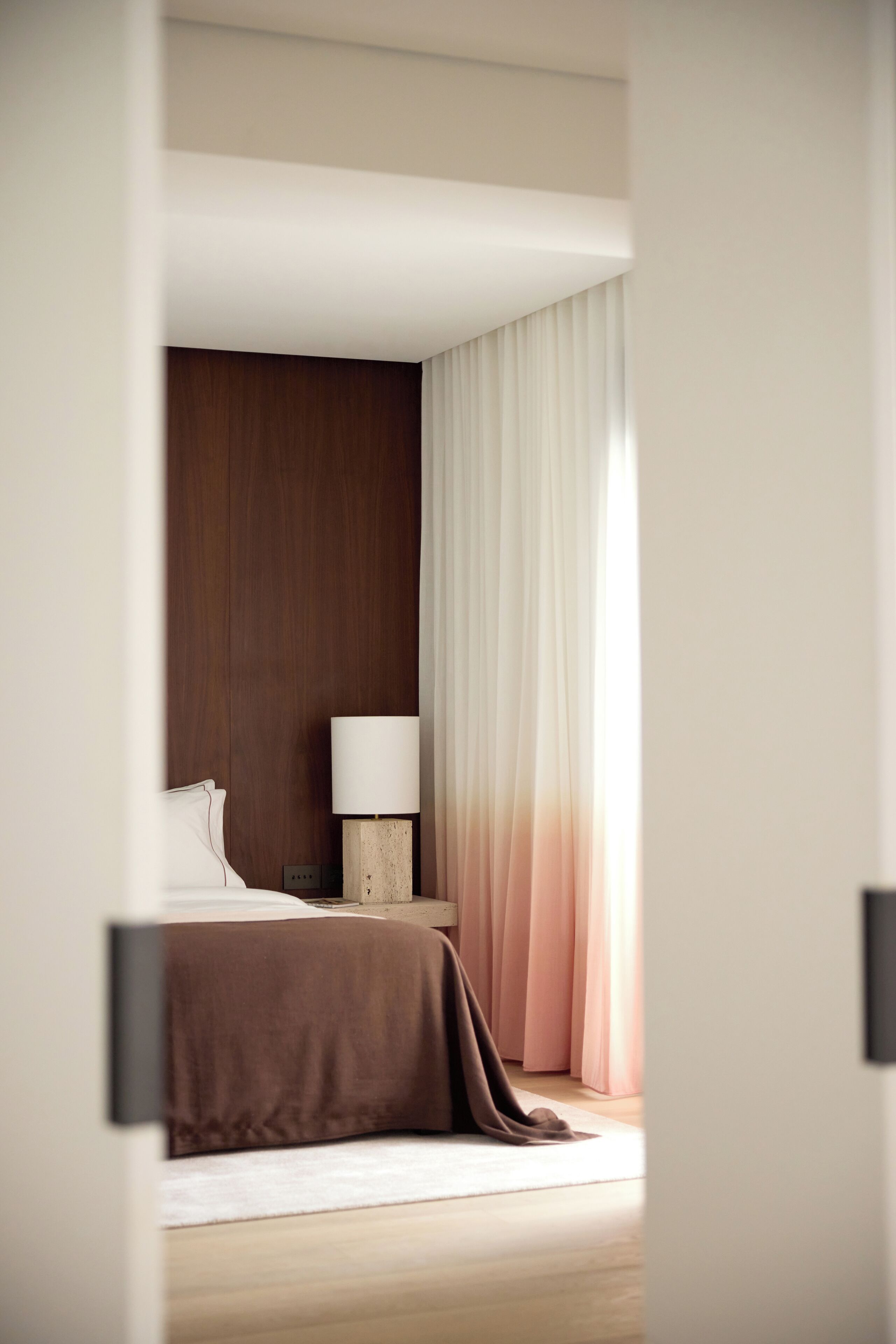 Penthouse Residence | Ylelliset vuodevaatteet, untuvapeitot, pillowtop-patjalliset sängyt