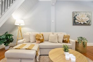 TV - Jack's Urban Terrace (Surry Hills)