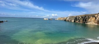 Near beaches outdoor swimming pool villa 8/10 persons