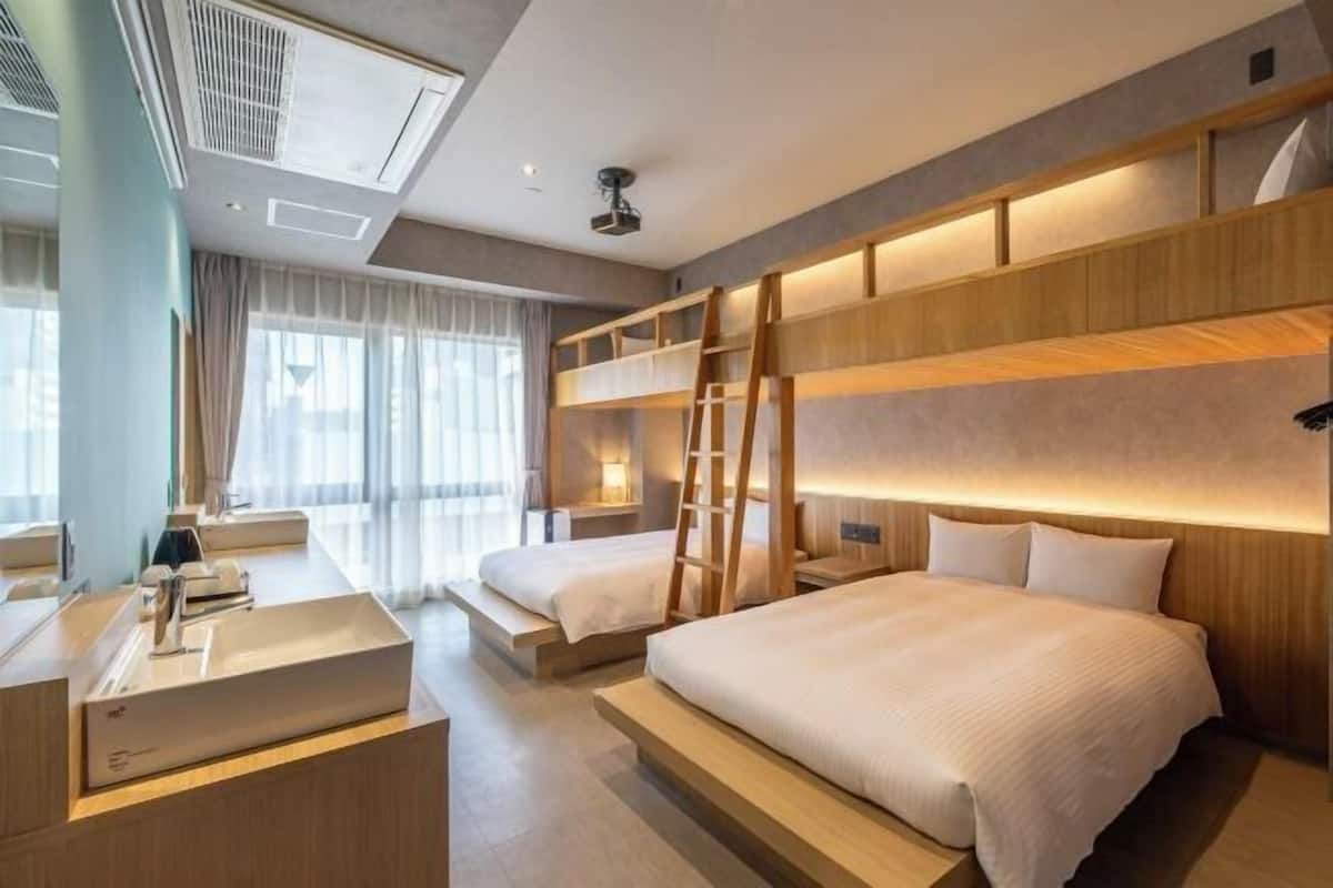 1 chambre, coffres-forts dans les chambres, bureau, rideaux occultants