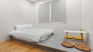 Standard Double Room | Free WiFi, bed sheets