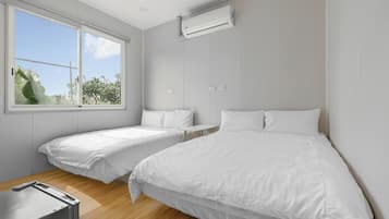 Chambre Quadruple Standard | Wi-Fi gratuit, draps fournis