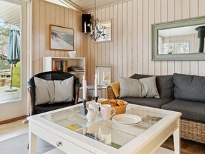 Tv och eldstad
