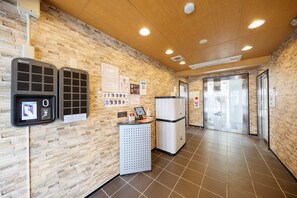 Reception - New Normal Condo in KENCHOMINAMIGUCHI (Naha)