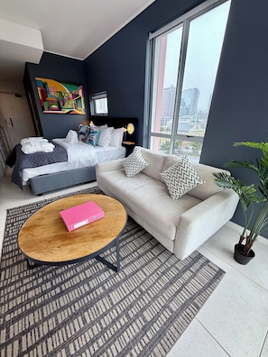 In-room safe, iron/ironing board, cribs/infant beds, free WiFi - Urban Elephant The Rose (Cape Town)