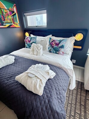 1 bedroom, in-room safe, iron/ironing board, cribs/infant beds