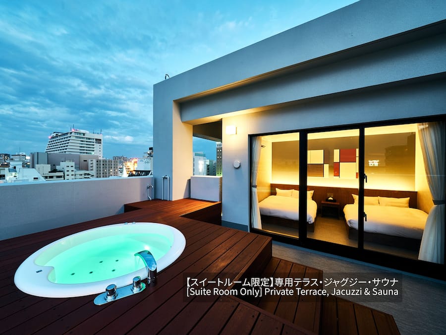 Suite with private sauna and jacuzzi Non-Smoking | Terrace/patio
