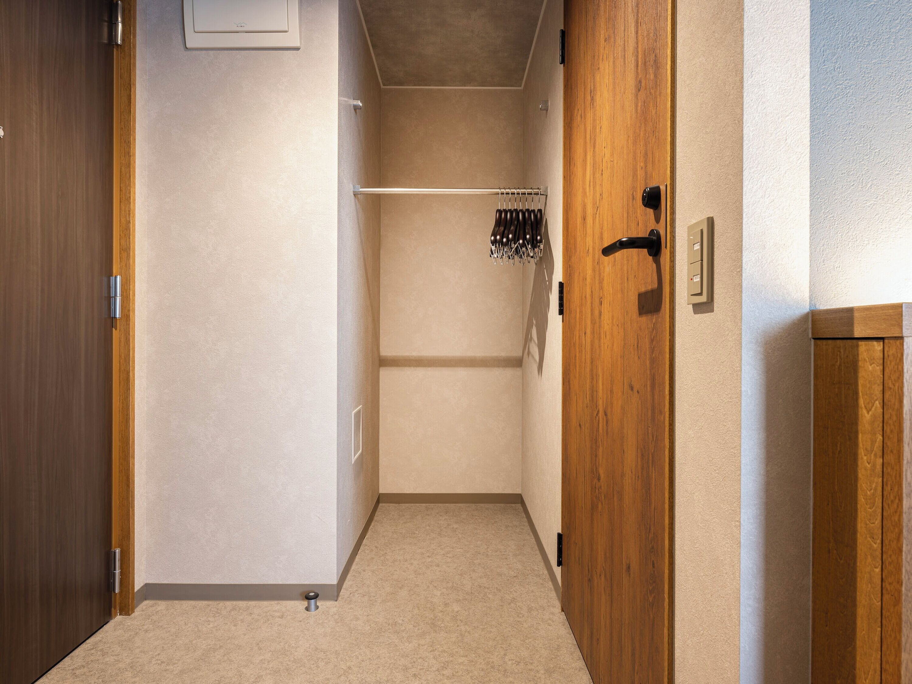 Foto - LACER OKINAWA NAHA Miebashi