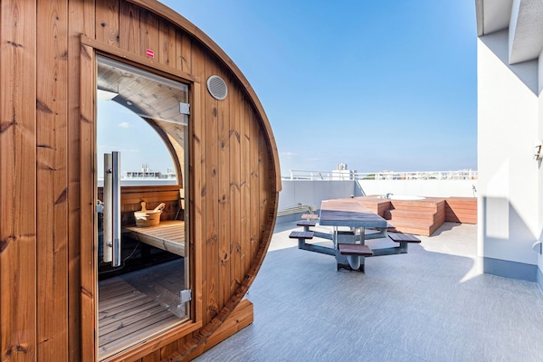 Suite, non-fumeur, sauna (With private sauna and jacuzzi) | Terrasse/Patio