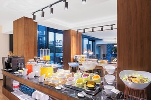 Selvbetjent frokost hver dag (CNY 99 per person)