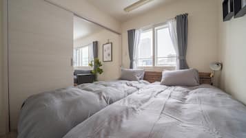 1 bedroom, desk, iron/ironing board, free WiFi