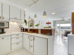 House, 3 Bedrooms, Terrace | Private kitchen - Global Sant Maurici - By Global Rental Holidays 17986 (Castello d'Empuries)