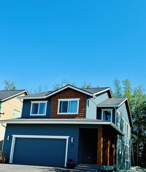 Exterior - Ruby’s house - nice - peaceful place 5bed 12sleeps (Anchorage)