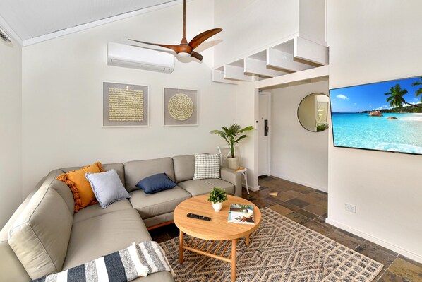 TV, books - Blissful Silver Sands Retreat ~ Aldinga Beach - A delightful three-bedroom home situated just metres away from the stunning Silver Sands Beach (Aldinga Beach)